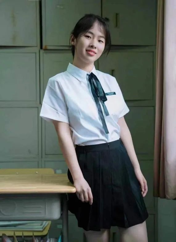 “开学了,妈妈替你去报到!” “开学了,妈妈替你去报到!”