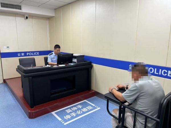 太可恶！偷了400条狗狗，这6人被抓！