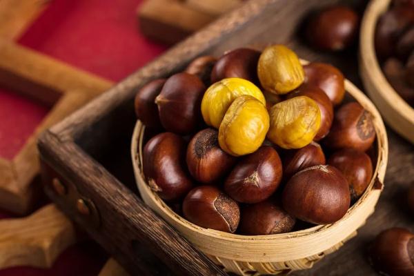 秋季养胃正当时!常吃5种食物,收获健康胃~ 秋季养胃正当时!常吃5种食物,收获健康胃~