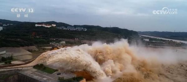 我国大江大河保护与治理成效显著 交出耀眼“绿色答卷”