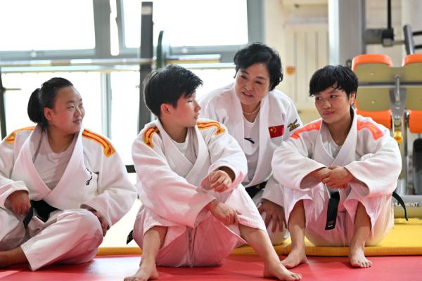 中国盲人柔道队备战杭州亚残运会 中国盲人柔道队备战杭州亚残运会