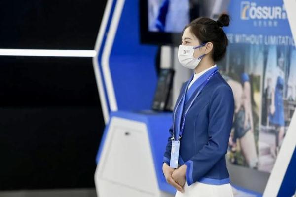 00后“女枪王”有了新身份！