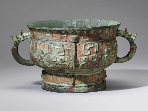 在香港，十二生肖兽首“重返”圆明园