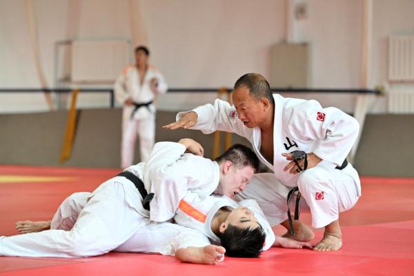 中国盲人柔道队备战杭州亚残运会 中国盲人柔道队备战杭州亚残运会