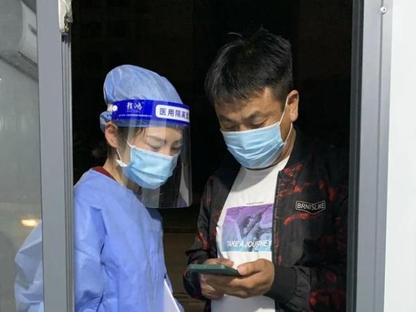 00后“女枪王”有了新身份！