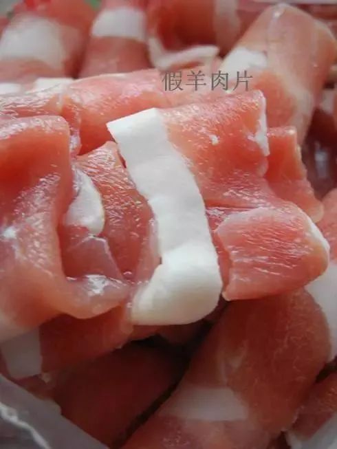 “假羊肉卷”为啥爱掺鸭肉？专家教你两招辨真假→