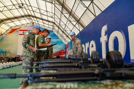 中国赴黎巴嫩维和部队通过联合国装备核查 中国赴黎巴嫩维和部队通过联合国装备核查