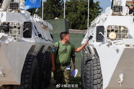 中国赴黎巴嫩维和部队通过联合国装备核查 中国赴黎巴嫩维和部队通过联合国装备核查