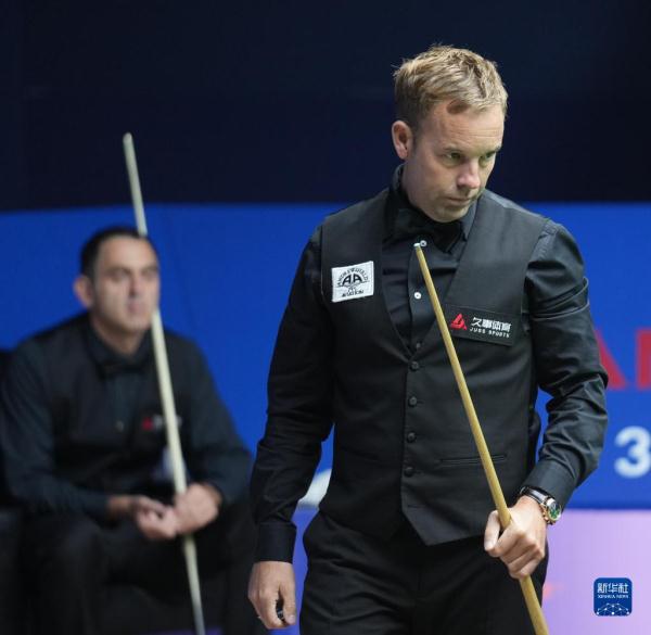 斯诺克上海大师赛:奥沙利文对阵阿里·卡特 斯诺克上海大师赛:奥沙利文对阵阿里·卡特