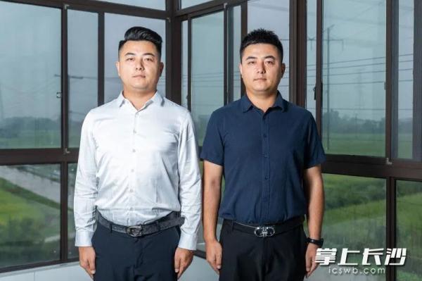 太酷了!长沙00后三胞胎接力入伍 太酷了!长沙00后三胞胎接力入伍