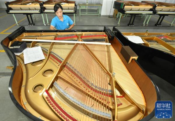 河北肃宁：不断发展的乐器制造产业