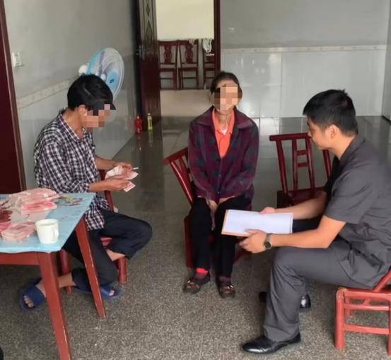 儿子工亡,儿媳领百万赔款拒不分给公婆?法院这样判 儿子工亡,儿媳领百万赔款拒不分给公婆?法院这样判