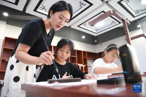 雄安史家胡同小学迎来首批新生