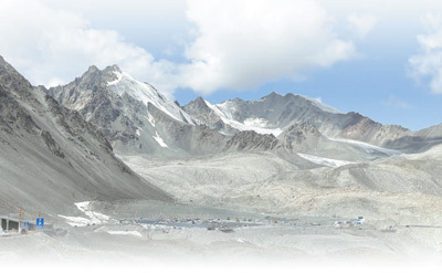 交通巨变! 最长高速公路隧道连接天山南北 交通巨变! 最长高速公路隧道连接天山南北