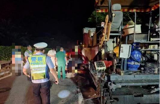 致4死13伤!海南公布5起典型交通案例→ 致4死13伤!海南公布5起典型交通案例→