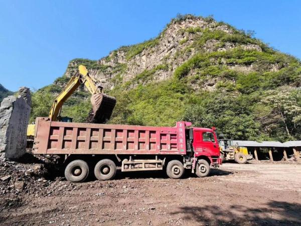 河北涞水:野三坡景区灾后清淤清障“加速度” 河北涞水:野三坡景区灾后清淤清障“加速度”