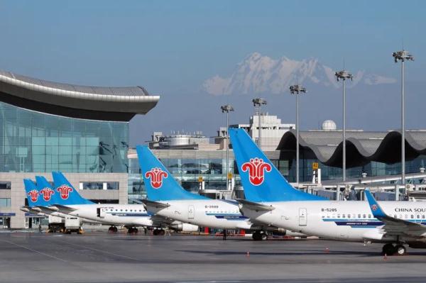 乌鲁木齐—撒马尔罕航线,计划10月15日开通 乌鲁木齐—撒马尔罕航线,计划10月15日开通