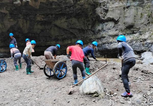 河北涞水:野三坡景区灾后清淤清障“加速度” 河北涞水:野三坡景区灾后清淤清障“加速度”