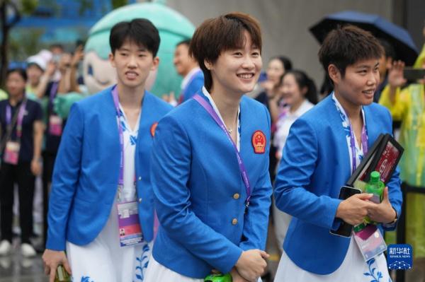 杭州亚运村开村 盛迎八方来客 杭州亚运村开村 盛迎八方来客