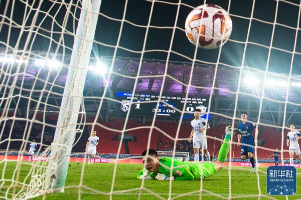 中超｜武汉三镇胜沧州雄狮