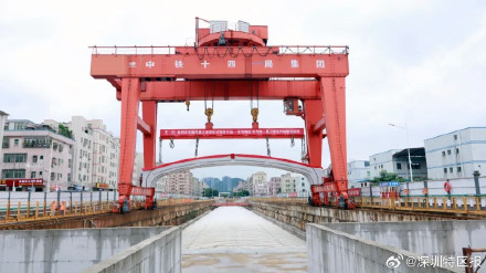 国内最大全装配式地铁车站完成封顶