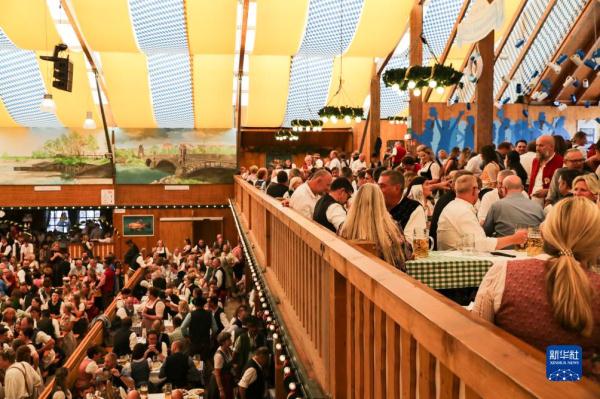 第188届慕尼黑啤酒节开幕