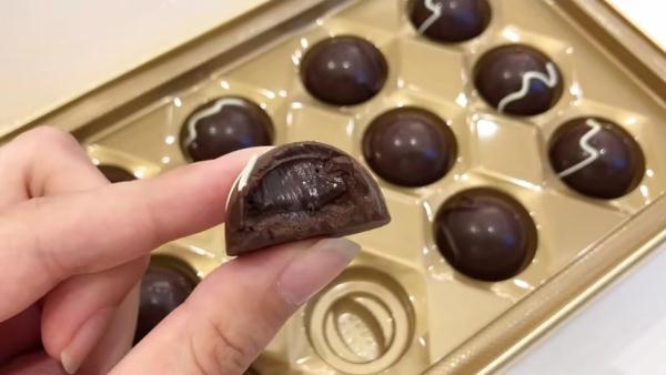 35元2颗的茅台巧克力，上架后秒空！上海网友：不稀奇，上个世纪就有了