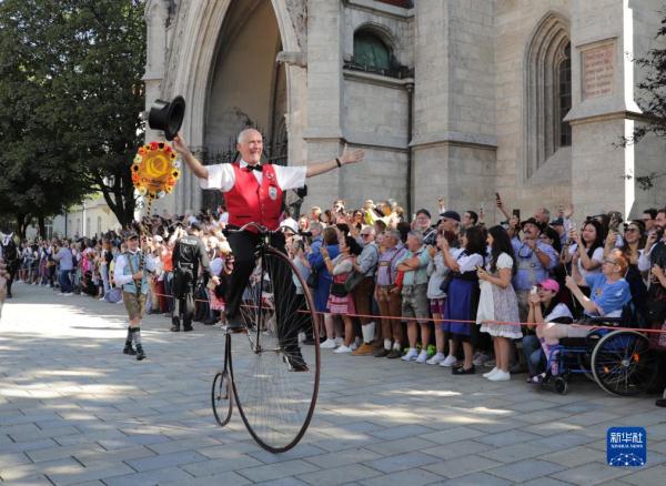 第188届慕尼黑啤酒节开幕