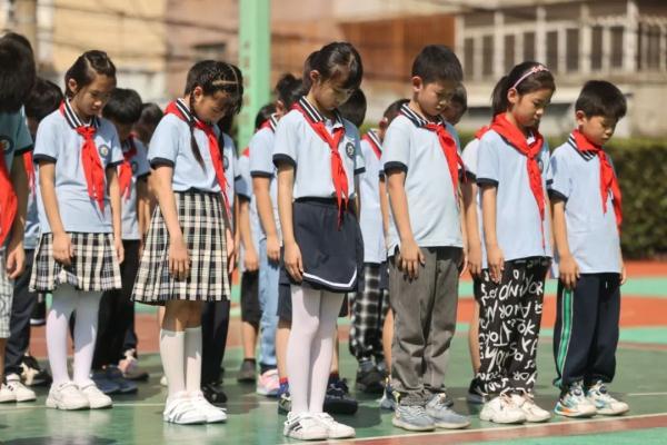 刚刚,防空警报响彻南京上空 刚刚,防空警报响彻南京上空