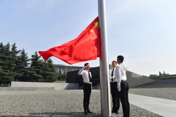 刚刚,防空警报响彻南京上空 刚刚,防空警报响彻南京上空