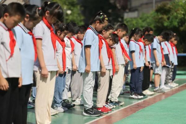 刚刚,防空警报响彻南京上空 刚刚,防空警报响彻南京上空