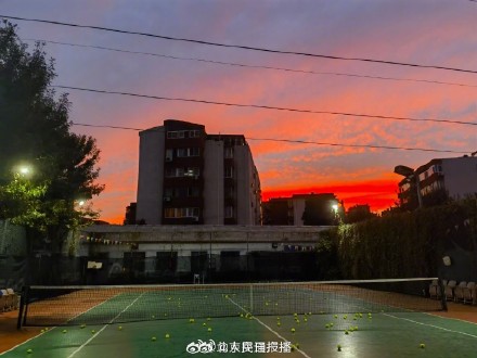 浪漫！北京晚霞刷屏了