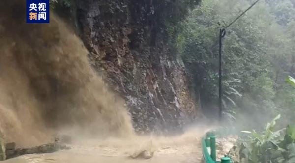 受降雨影响 陕西安康新增转移4424户9758人