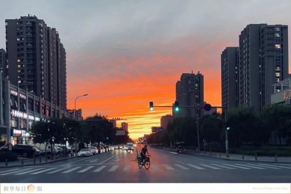 太美了！北方秋日的晚霞