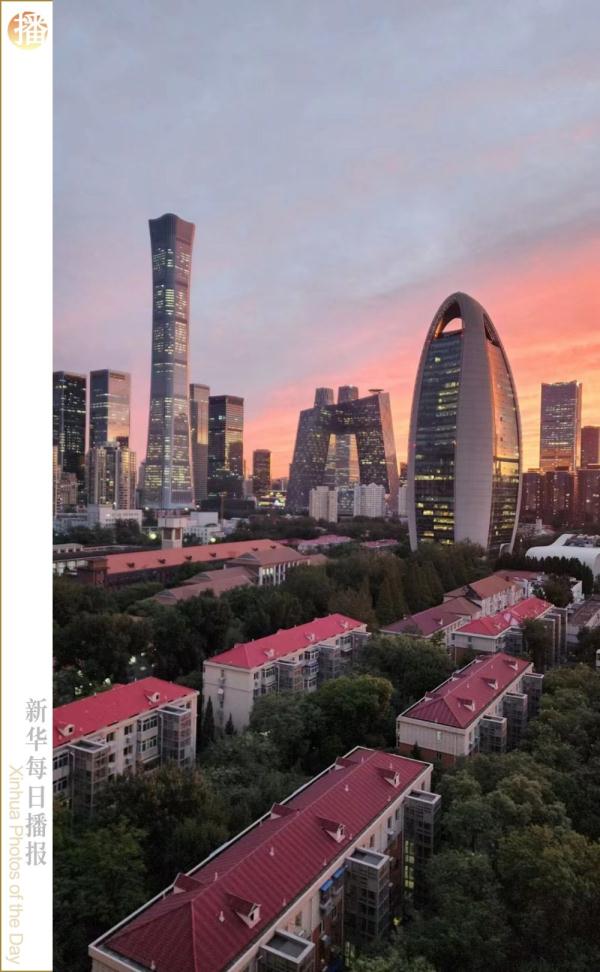 太美了！北方秋日的晚霞