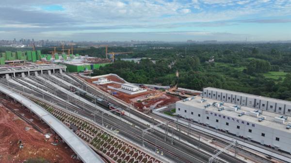 重要进展!成宜高铁启动联调联试→ 重要进展!成宜高铁启动联调联试→