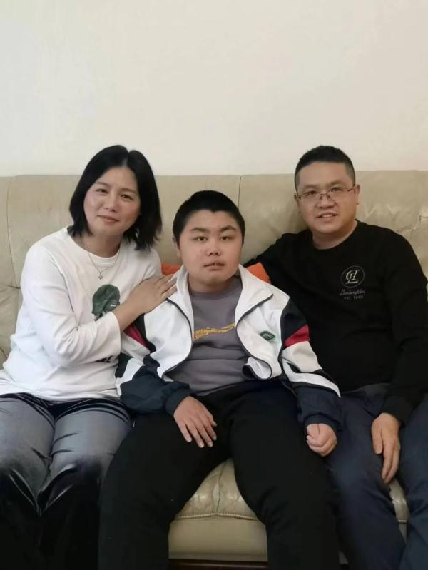 确诊罕见病13年,高考634分!圆梦大学的他决定…… 确诊罕见病13年,高考634分!圆梦大学的他决定……