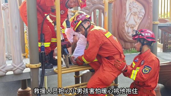 卡手、卡脚......那些把熊孩子“坑”惨的卡卡角角