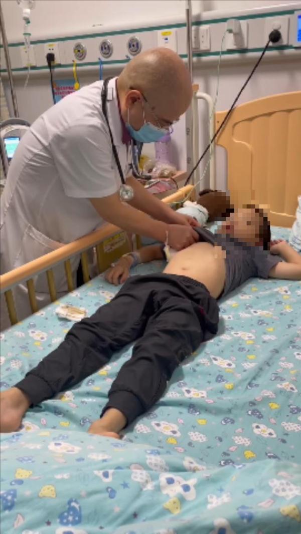 养猫的注意!厦门5岁男孩“撸猫”后得怪病! 养猫的注意!厦门5岁男孩“撸猫”后得怪病!