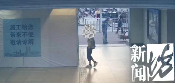"我去体验外面的艰苦！"沪一男孩背毛毯离家，被啥给刺激了？