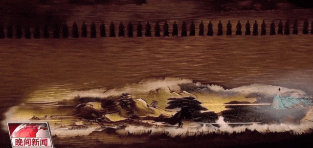 2008年的外套又刷屏!网友:咋忘了背那个包…… 2008年的外套又刷屏!网友:咋忘了背那个包……