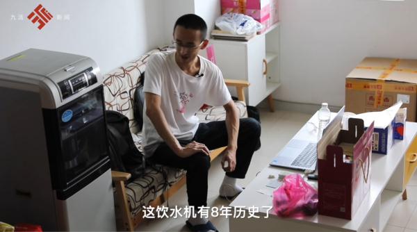 10岁上大学，16岁读博士！今年“神童”28岁了，父母定期给他打钱……