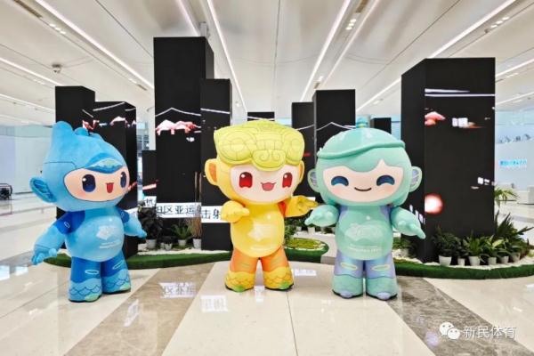 今晚杭州亚运会开幕前，我们对话了开幕式总导演陆川——