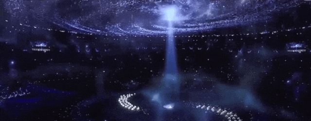 今晚杭州亚运会开幕前，我们对话了开幕式总导演陆川——