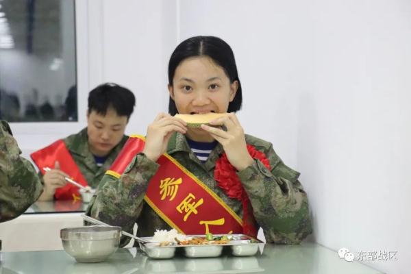 有一种刻骨铭心,叫新兵的“第一次” 有一种刻骨铭心,叫新兵的“第一次”