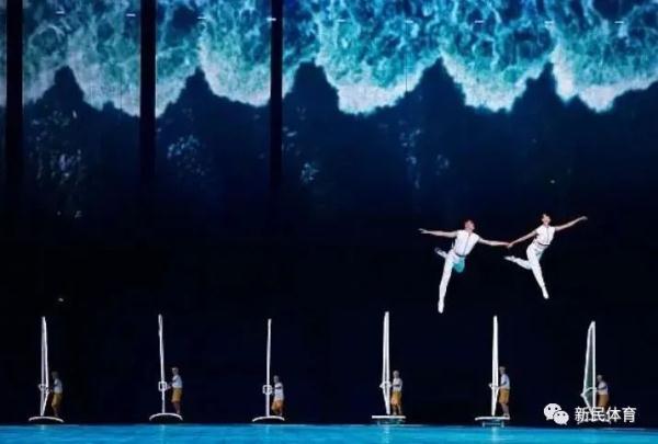 今晚杭州亚运会开幕前，我们对话了开幕式总导演陆川——