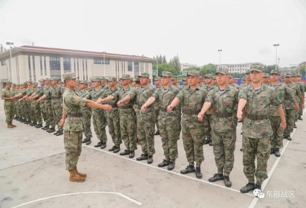 有一种刻骨铭心,叫新兵的“第一次” 有一种刻骨铭心,叫新兵的“第一次”