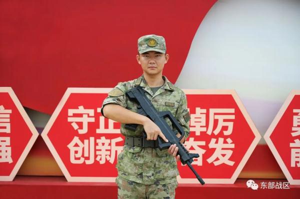 这个上等兵,是硕士研究生! 这个上等兵,是硕士研究生!