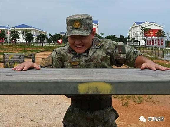 这个上等兵,是硕士研究生! 这个上等兵,是硕士研究生!