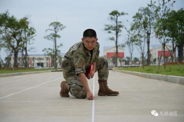这个上等兵,是硕士研究生! 这个上等兵,是硕士研究生!